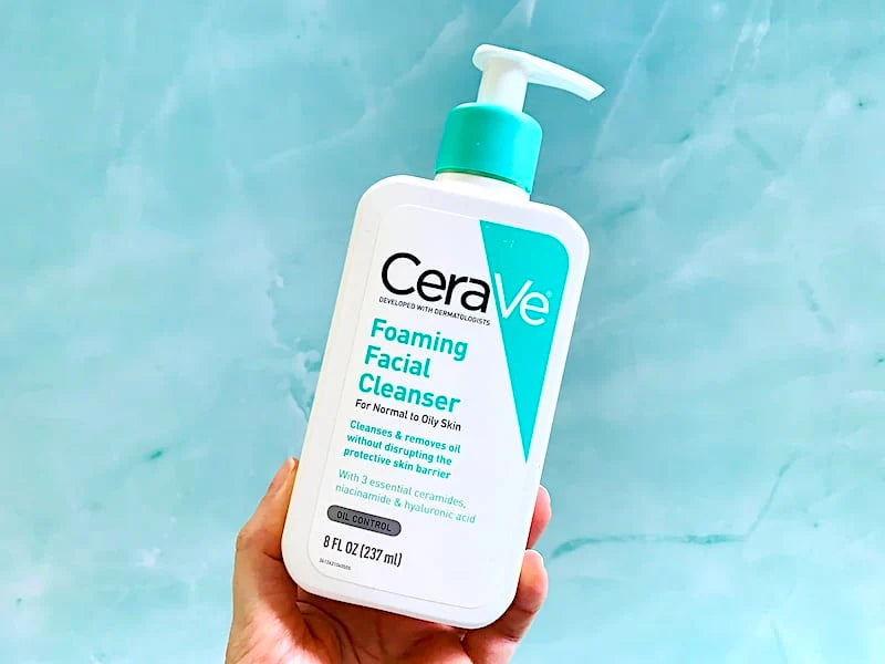 CeraVe Foaming Facial Cleanser (237 ml)